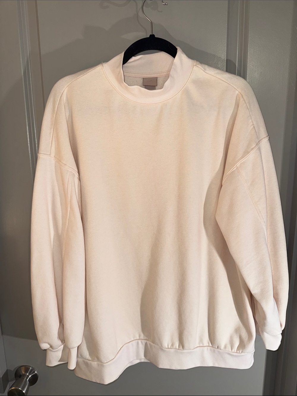 🌸 H&M Peachy Pink Fleece-Lined Oversized Crewneck Sweatshirt 🌸